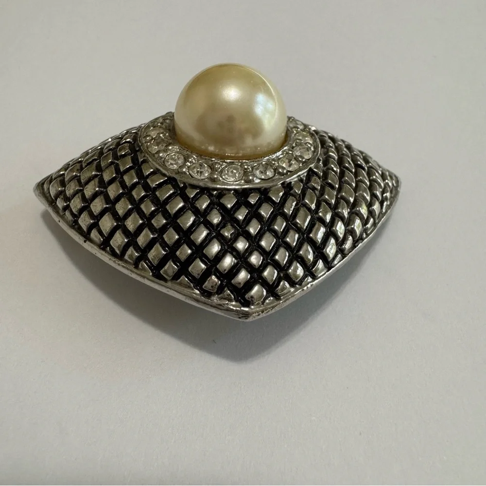 Vintage Faux Pearl Rhinestone Brooch Silver Tone Statement Bridal Scarf Coat Pin